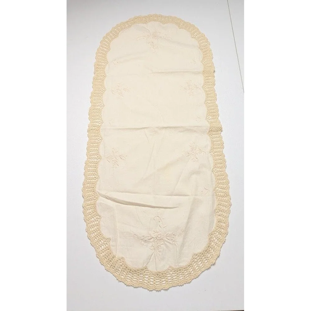 Vintage Cream Floral Embroidered Table Runner Crochet Trim